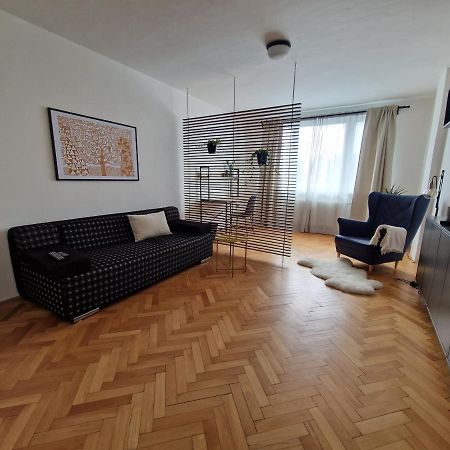 Pelclova Apartment Ostrava Exterior photo